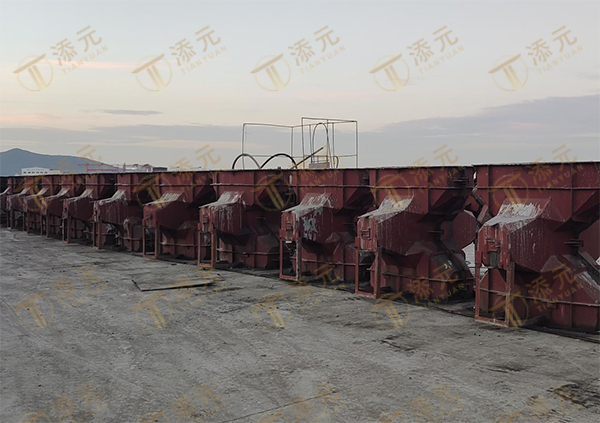 扭王字块预制现场.jpg 扭王字块预制现场.jpg