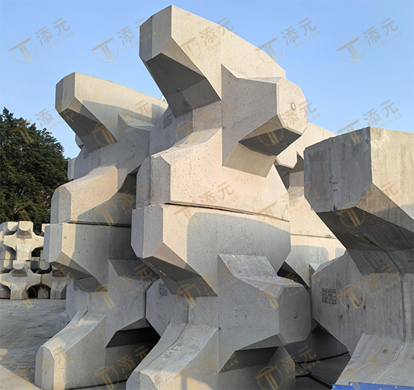 扭王字块预制现场(1).jpg 扭王字块预制现场(1).jpg